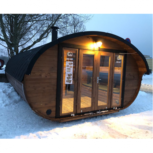 Oválná sauna MUSHROOM velká má celkovou šířku 400 cm a délku 5 metrů.